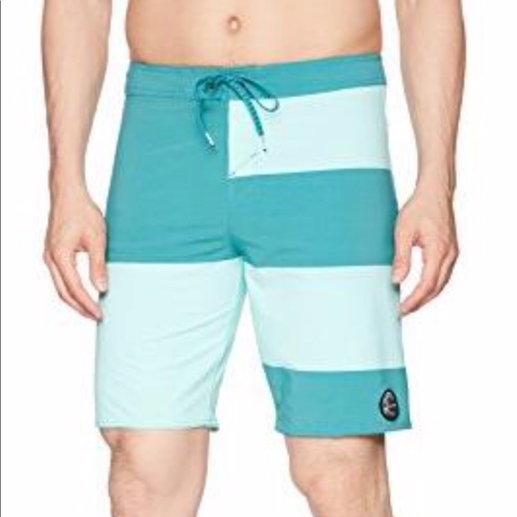 Men’s O’Neil boardshorts. NWT
